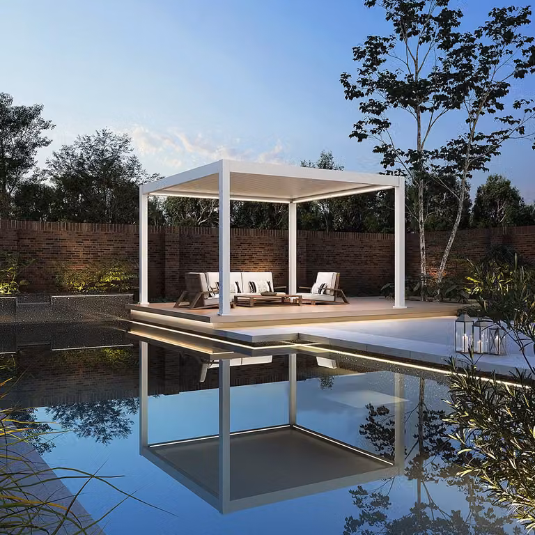 Pergola elettrica Weide E-Deluxe Plus interamente in alluminio, 4x4 m, con tetto a lamelle, bianca