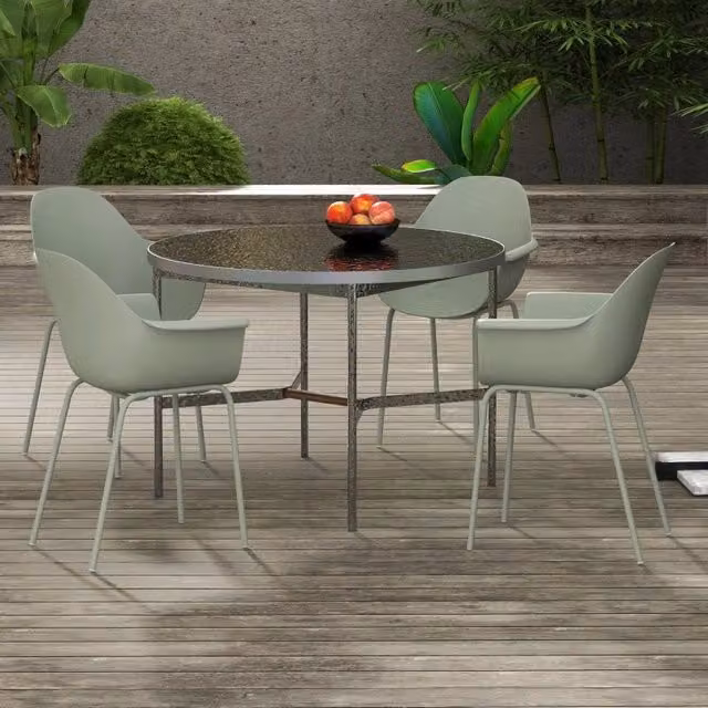 Set da 4 sedie da giardino ¨C Minimal ¨C con schienale braccioli, verde, struttura in metallo e polipropilene