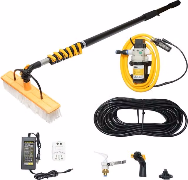 Sistema di pulizia con pompa 12-24-220V e braccio spazzola telescopico max 8,5M per pannelli solari fotovoltaici