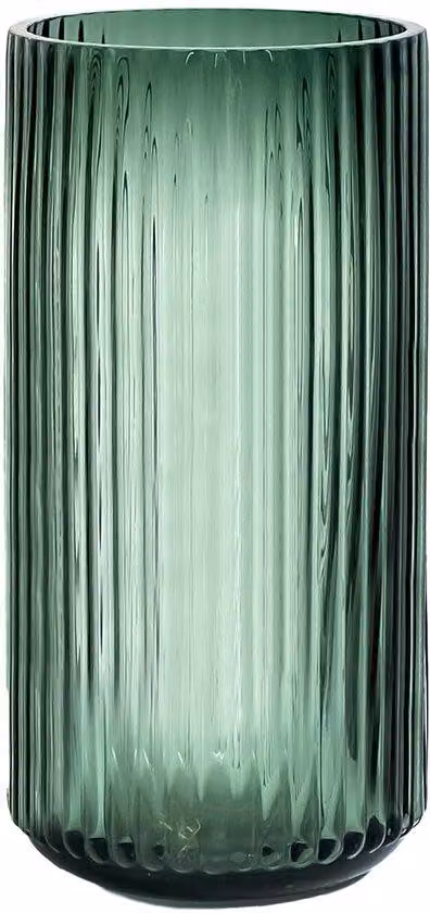 Vaso di vetro moderno con erba della pampa e giacinti
