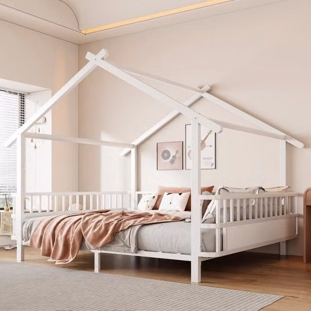 Letto per bambini a forma di casa ¨C Minimal ¨C metallo bianco 140x200cm con rete di sicurezza