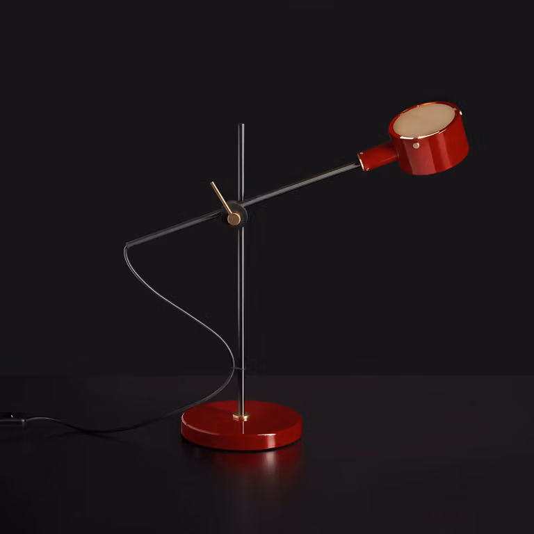 Oluce Lampada da tavolo di design G.O. 252, Rosso, Soggiorno / Sala da pranzo, Metallo, Design, Lampada da tavolo