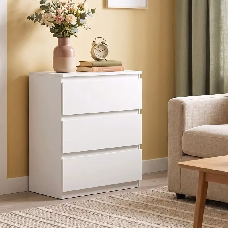 Cassettiera REDOM bianca con finitura opaca per camera da letto L: 75 cm, P: 55 cm, H: 34 cm – 2
