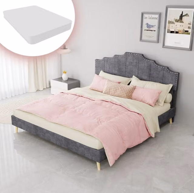 Letto matrimoniale con testiera geometrica; 160x200 cm; tessuto grigio