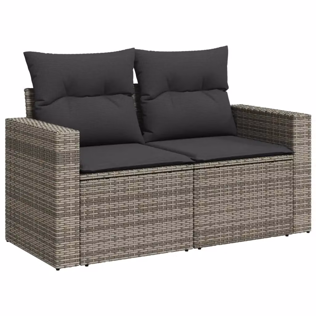Divano da giardino a 2 posti Design Mania in polyrattan grigio con cuscini imbottiti e rivestimenti rimovibili L: 131 cm, P: 69 cm, H: 62 cm – 2
