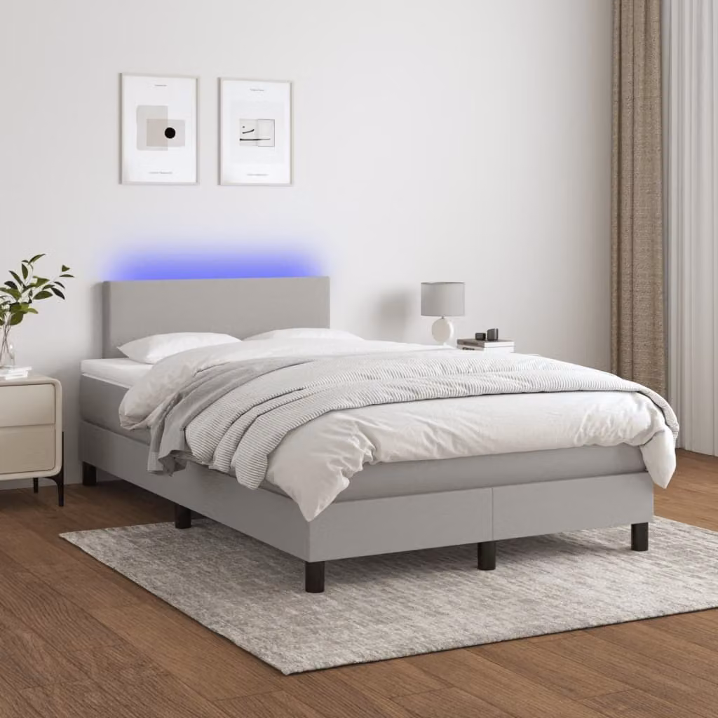 The Living Store Letto a molle con materasso e LED in tessuto grigio chiaro 120x200 cm