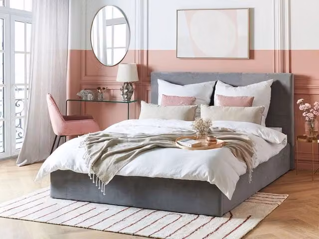 Letto matrimoniale Beliani con contenitore e testiera imbottita in velluto grigio L/P/H: 160 x 200 x 112 cm