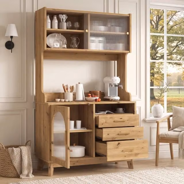 Credenza alta con frontale in acrilico, prese e USB