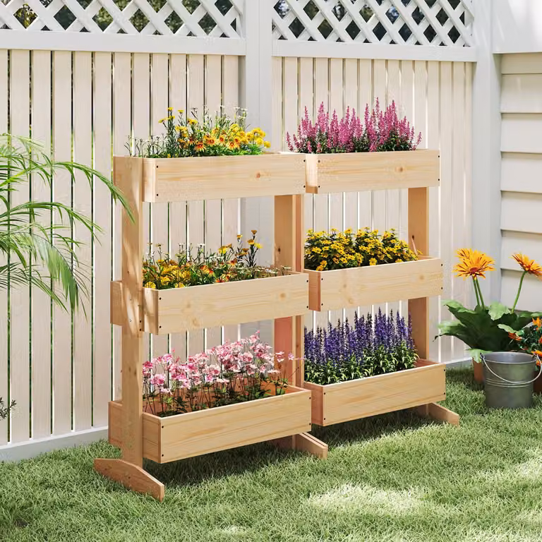 Letto da giardino rialzato a 3 livelli Costway in legno marrone per piante, fiori e orto da interno ed esterno