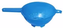 Scolapasta in plastica Cosmoplast colore blu Diametro: 23 cm