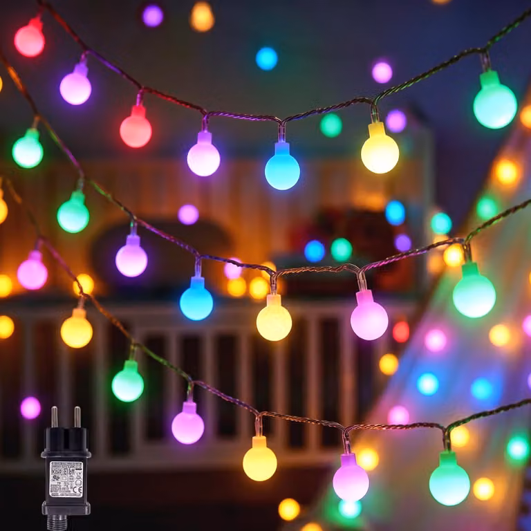 Catena luminosa da 12 metri, con 120 LED colorati, 8 modalità di illuminazione, grado di protezione IP44, con timer