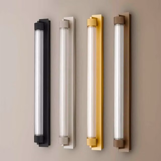 Applique LED Olev Charmer per bagno in vetro e metallo, luce up and down, bianco e nero con effetto multicolore e trasparente