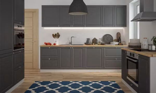 Blocco cucina cucina grigio / RAL 7022 umbra grey laccato opaco country house