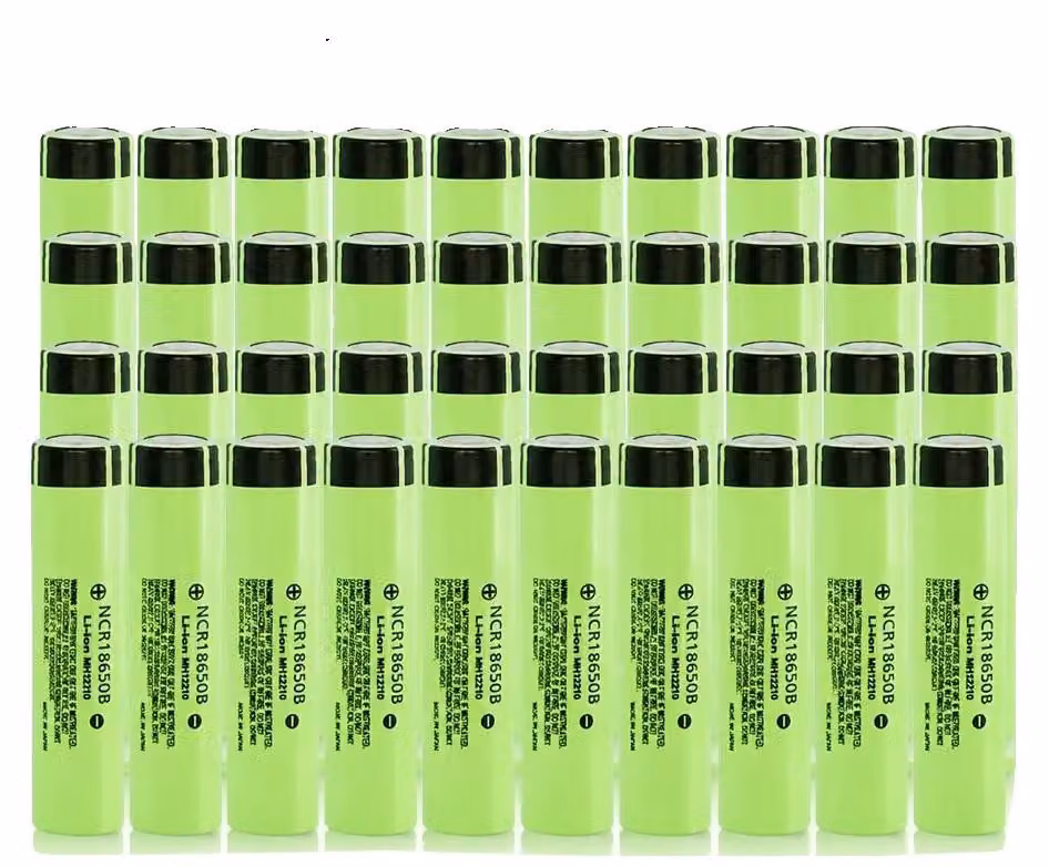 Batteria agli ioni di litio, capacità 3400 mAh, corrente di scarica 20 A, confezione da 34-40 pezzi