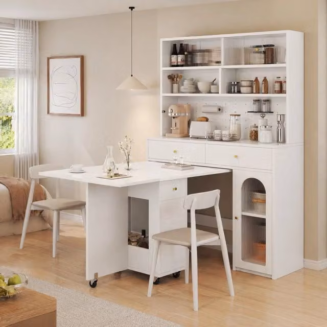 Desviae Set mobile da cucina con tavolo pieghevole e armadio alto in MDF bianco con ante in vetro ondulato e maniglie dorate