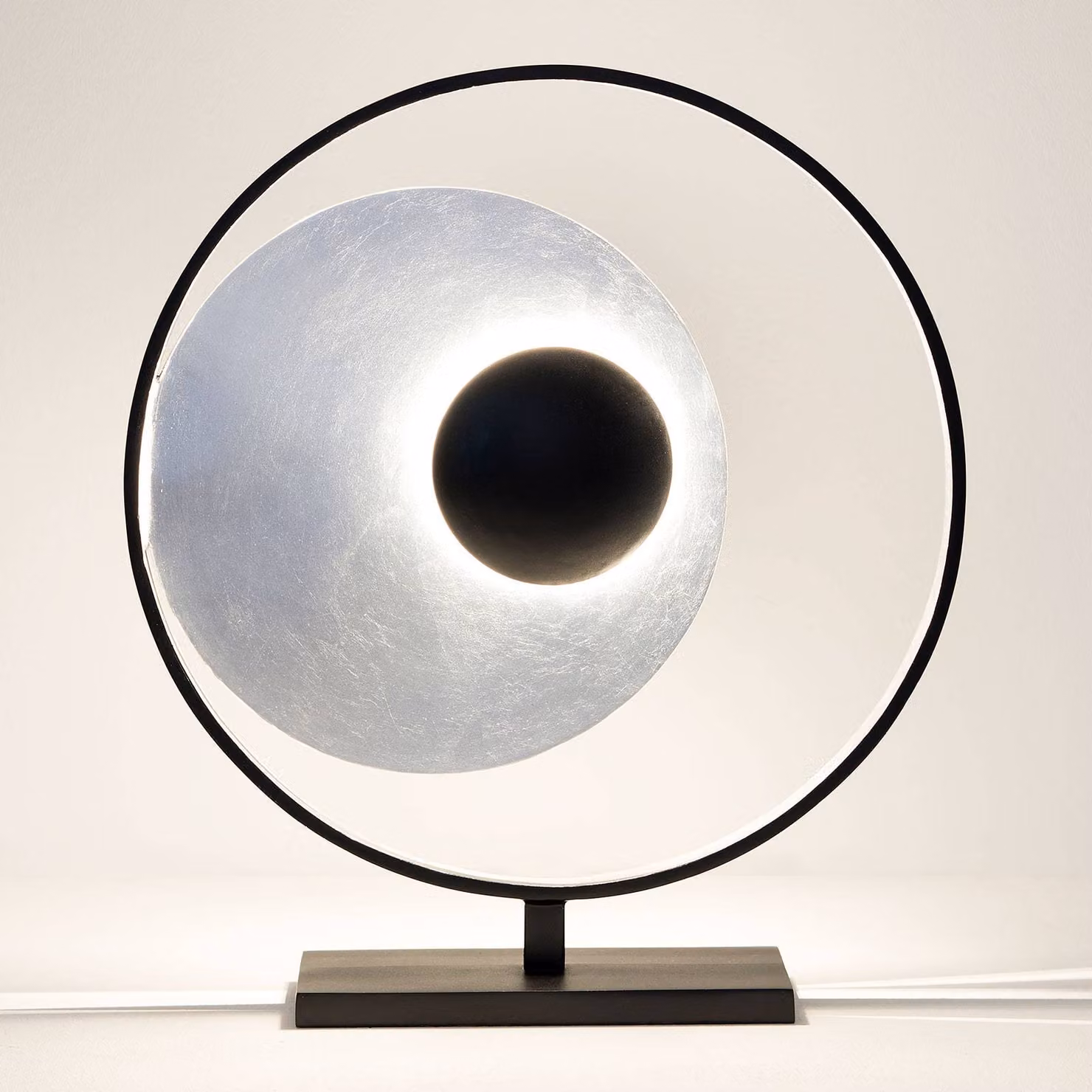 Holländer Lampada da tavolo di design Satellite, Cromo / Argento, Soggiorno / Sala da pranzo, Metallo, Moderno, Lampada da tavolo