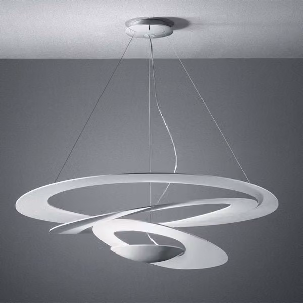 Lampada a sospensione Artemide Pirce, design moderno in metallo, bianca e oro, con luce LED dimmerabile e altezza regolabile