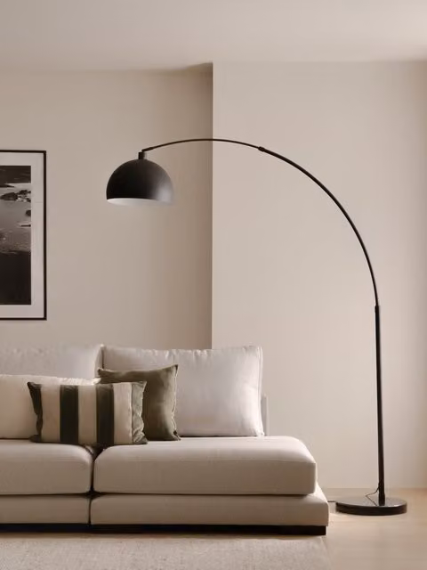 Tilbury lampada da terra nera Kenay Home con base in marmo e metallo, Altezza: 190 cm – 1