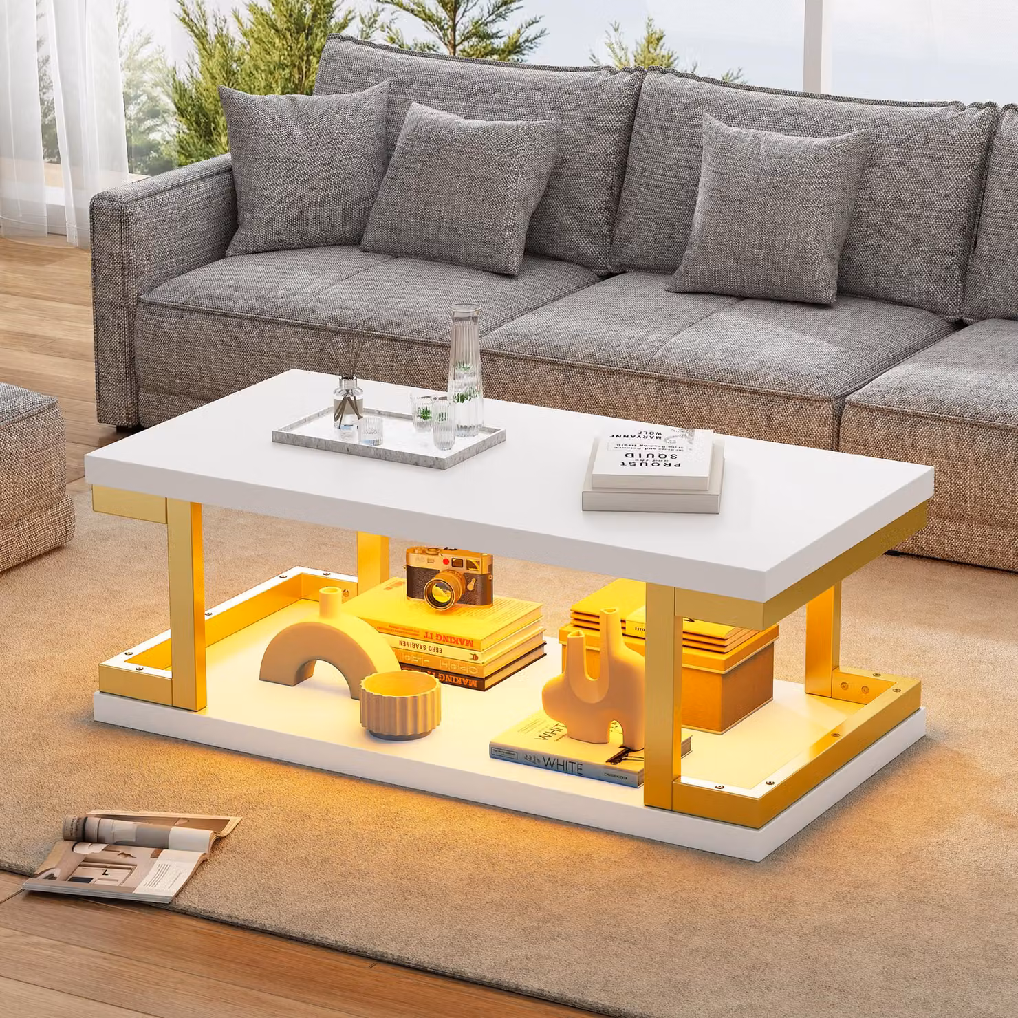 Tavolino rettangolare con illuminazione LED, dimensioni 100 x 50 x 37,5 cm, realizzato in MDF al 100%, metallo, colore bianco e oro, con vano aperto e illuminazione a LED
