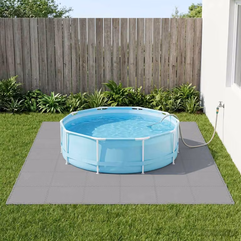 vidaXL Tappetino per piscina in schiuma EVA grigio, set da 12 pezzi, superficie 4,32 m²