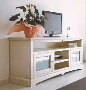 Mobile Porta tv Shabby chic in legno laccato avorio anticato mod goccia con ante vetrate