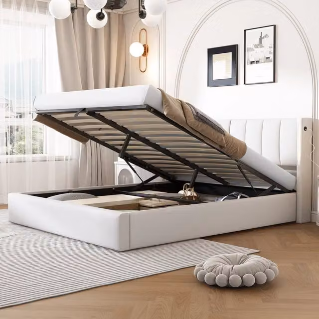 Letto imbottito 140 × 190 cm con rete a doghe porta USB LED angolo regolabile PU bianco spazio contenitore