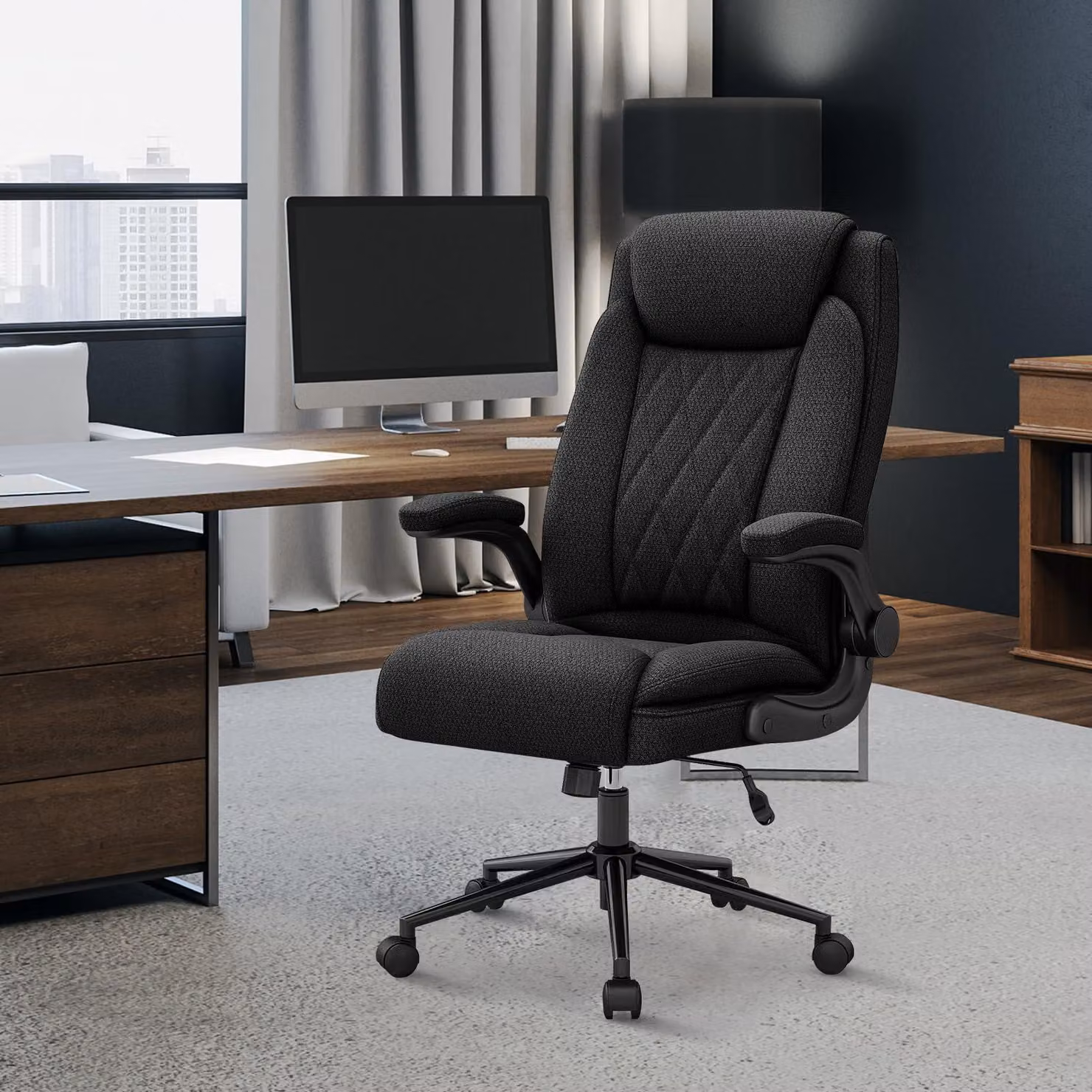 Sedia da ufficio con braccioli pieghevoli - Altezza 110 cm - Larghezza 61 cm - Rivestita in tessuto