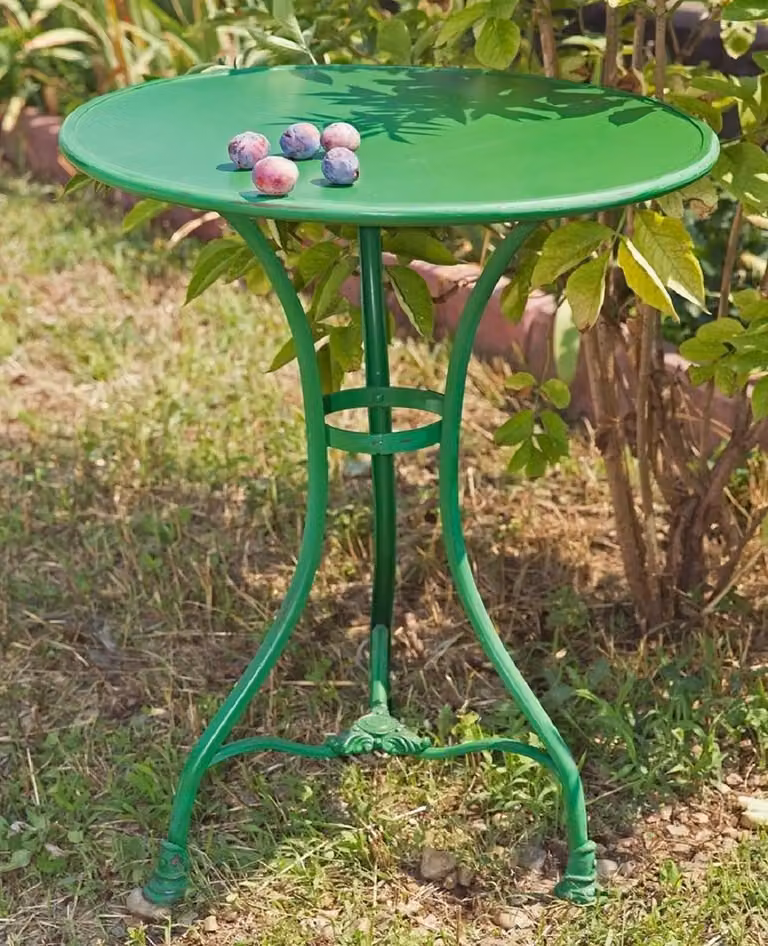Casa Padrino Tavolo da giardino in stile liberty verde antico Ø 60 x H. 70 cm - Tavolo in ferro battuto fatto a mano - Mobili da giardino e da giardino in ferro battuto nostalgici