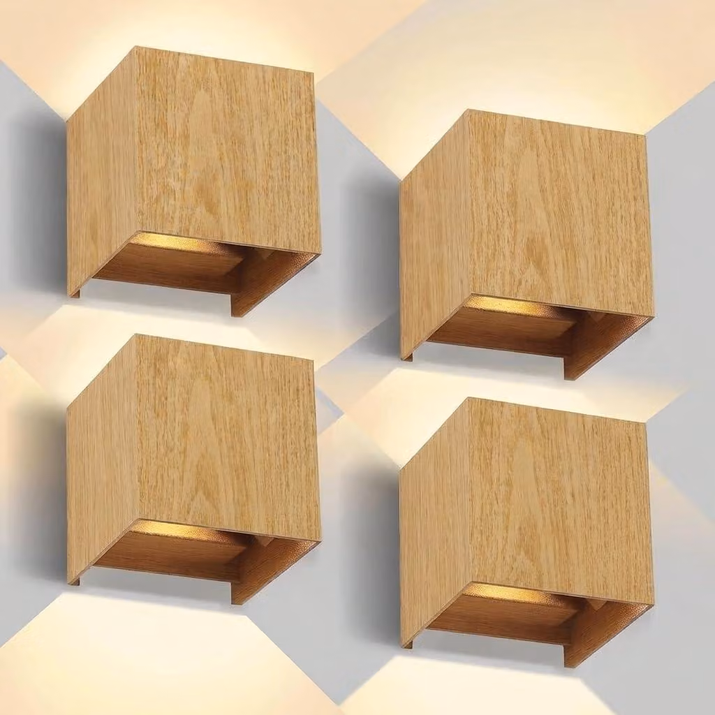 Lampada da parete a LED, 12W, regolabile, grado di protezione IP65, finitura effetto legno e alluminio, set da 4