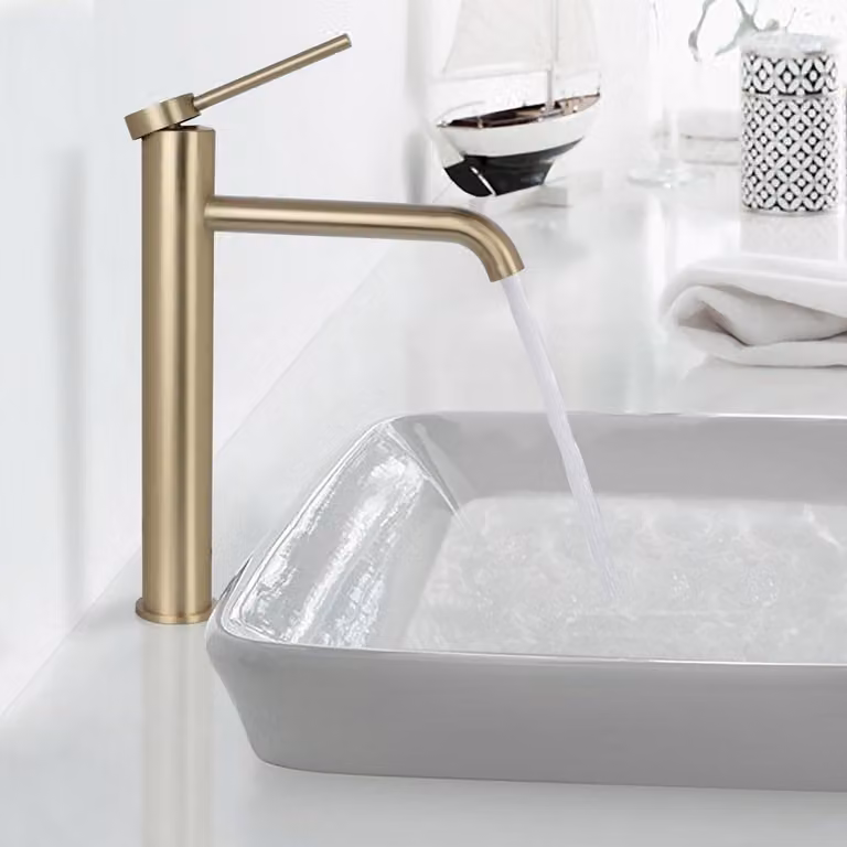 Miscelatore per lavabo, acciaio inossidabile spazzolato, finitura oro, modello PTMP01LG