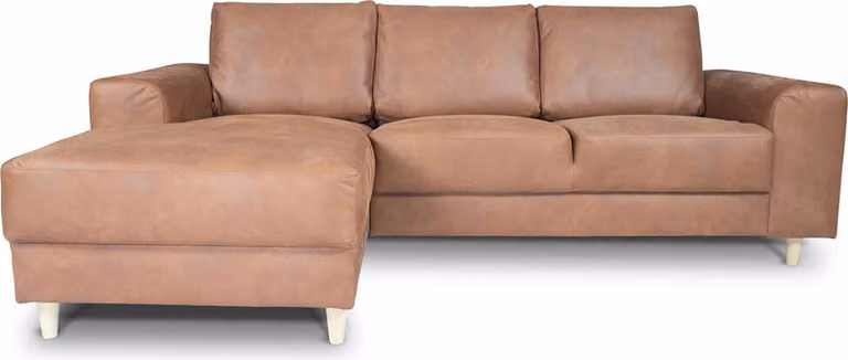 Divano nordico con chaise long left tornito in pelle color cognac.