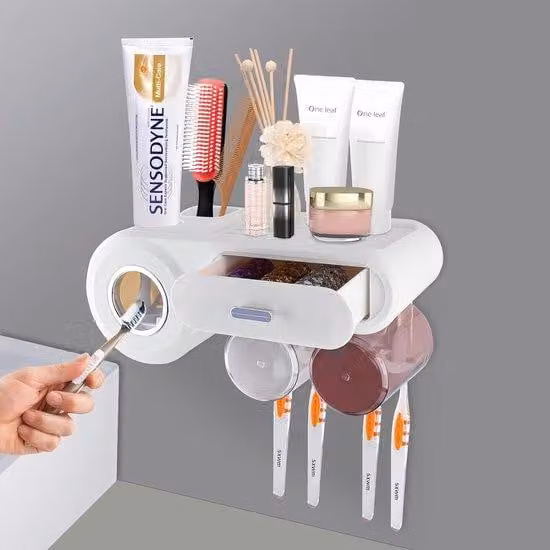 Distributori automatici di dentifricio con chiusura a tenuta stagna e 4 scomparti per spazzolini da denti