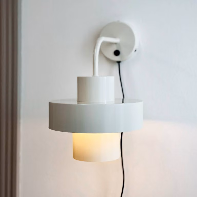 Dyberg Larsen Applique da parete Stoke, Bianco / Opale, Soggiorno / Sala da pranzo, Metallo, Design, Applique