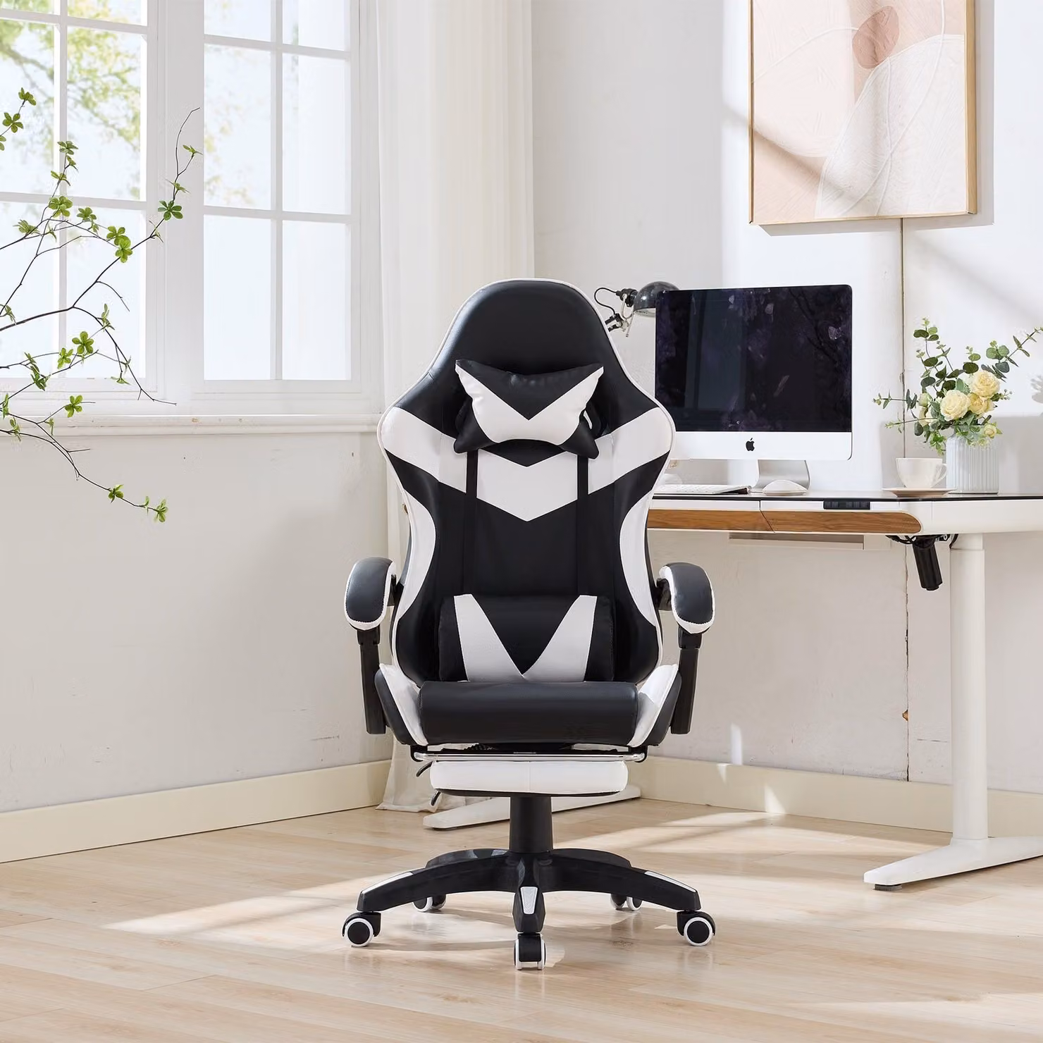 Sedia da gaming - Sedia da computer - Sedia da ufficio - Sedia per videogiochi - Sedia nera e bianca - Poggiapiedi - Altezza regolabile