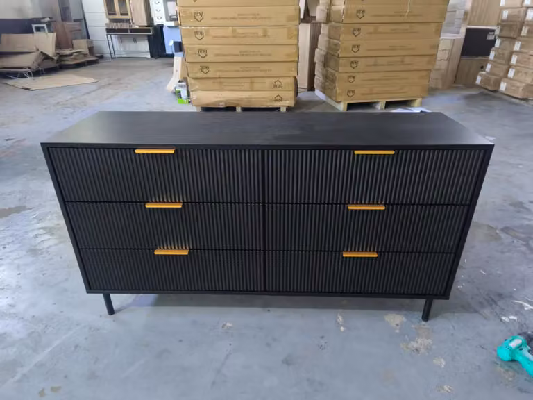 Comodino con cassetti, mobiletto laterale, versatile, capiente, colore nero, realizzato in MDF/pannello truciolare di alta qualità