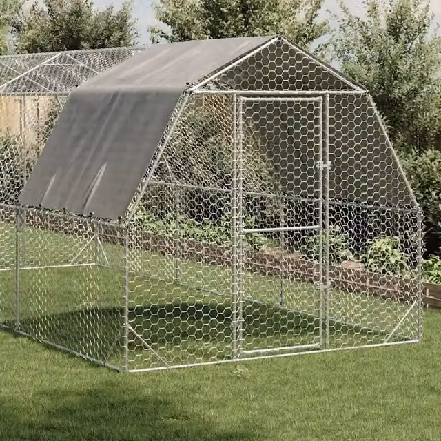 Recinto per polli con tetto in acciaio zincato e plastica color argento L: 6 m, P: 2,5 m, H: 2,25 m