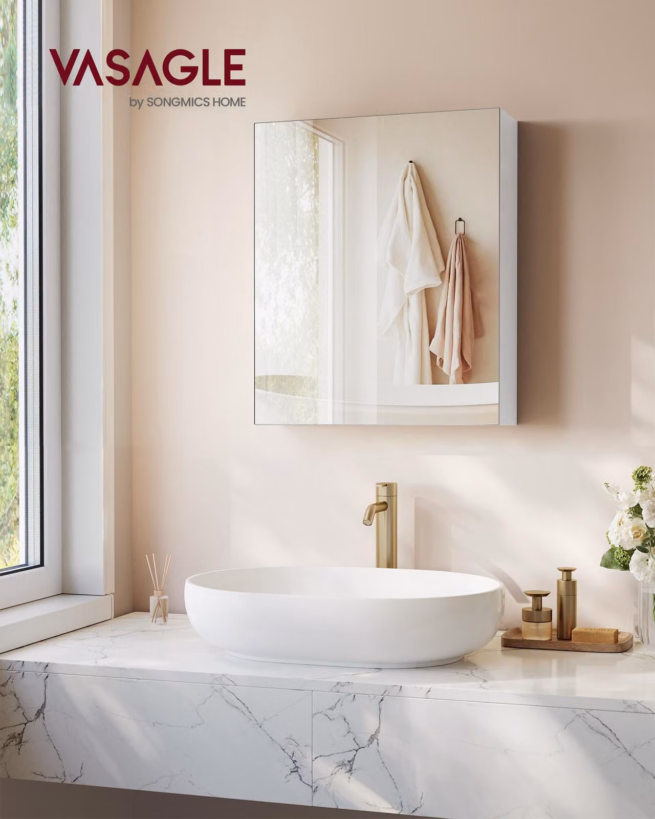 VASAGLE, pensile da parete con specchio, mobile contenitore con ripiani regolabili, design moderno, ideale per il bagno, dimensioni 13 x 50 x 60 cm, colore bianco