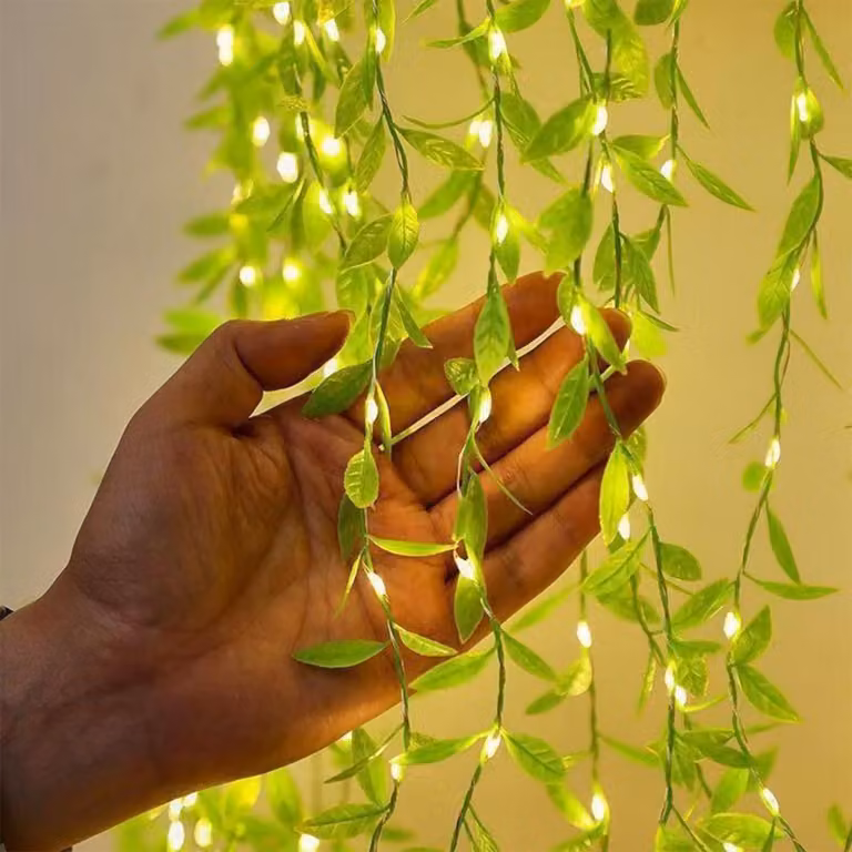 Catena luminosa con edera, 2 metri, 20 LED, pianta artificiale, alimentata a batteria