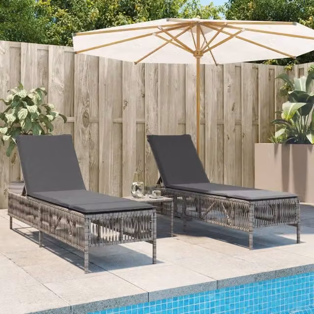 Lettini Prendisole 2 pz con Tavolino Grigio in Polyrattan 4002748