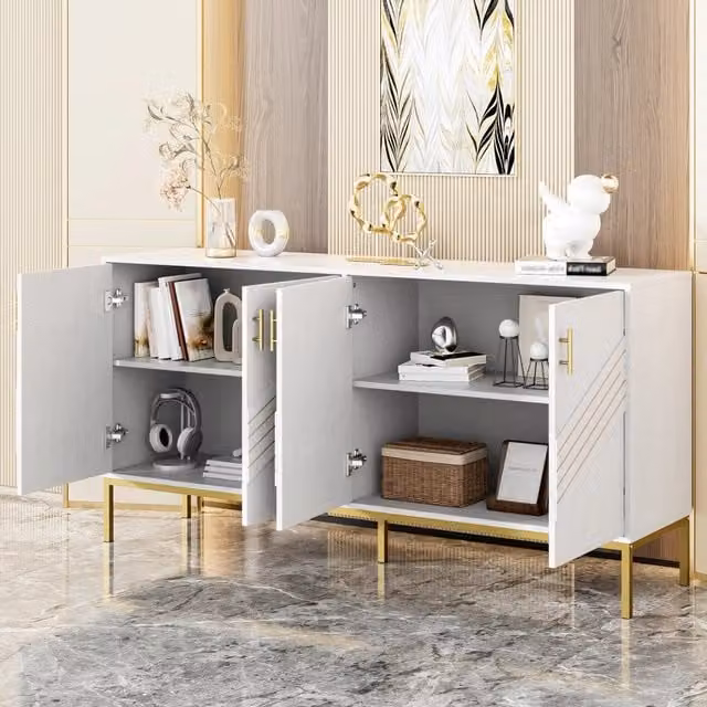 Credenza moderna con 4 ante e 2 ripiani regolabili in MDF bianco effetto legno con maniglie dorate 160 × 40 × 80,5 cm