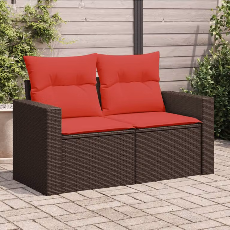 vidaXL Divano da giardino a 2 posti in polyrattan marrone con cuscini inclusi