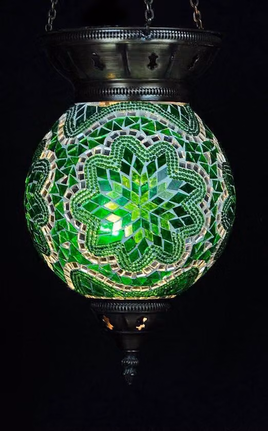 Lampada a sospensione turca verde 25 cm - Lampada orientale Moosik realizzata a mano per un'illuminazione suggestiva