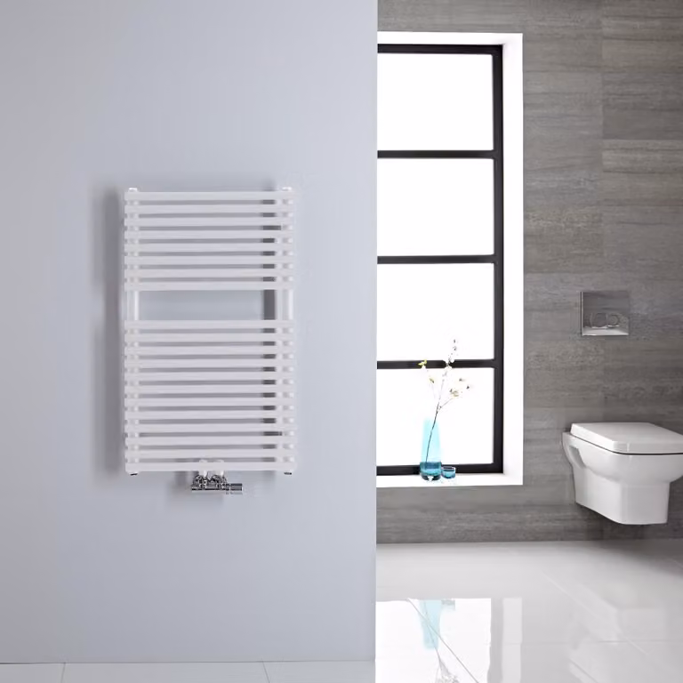 Scaldasalviette Bianco con Attacco Centrale - 835 x 500mm - 230 Watt - Magera