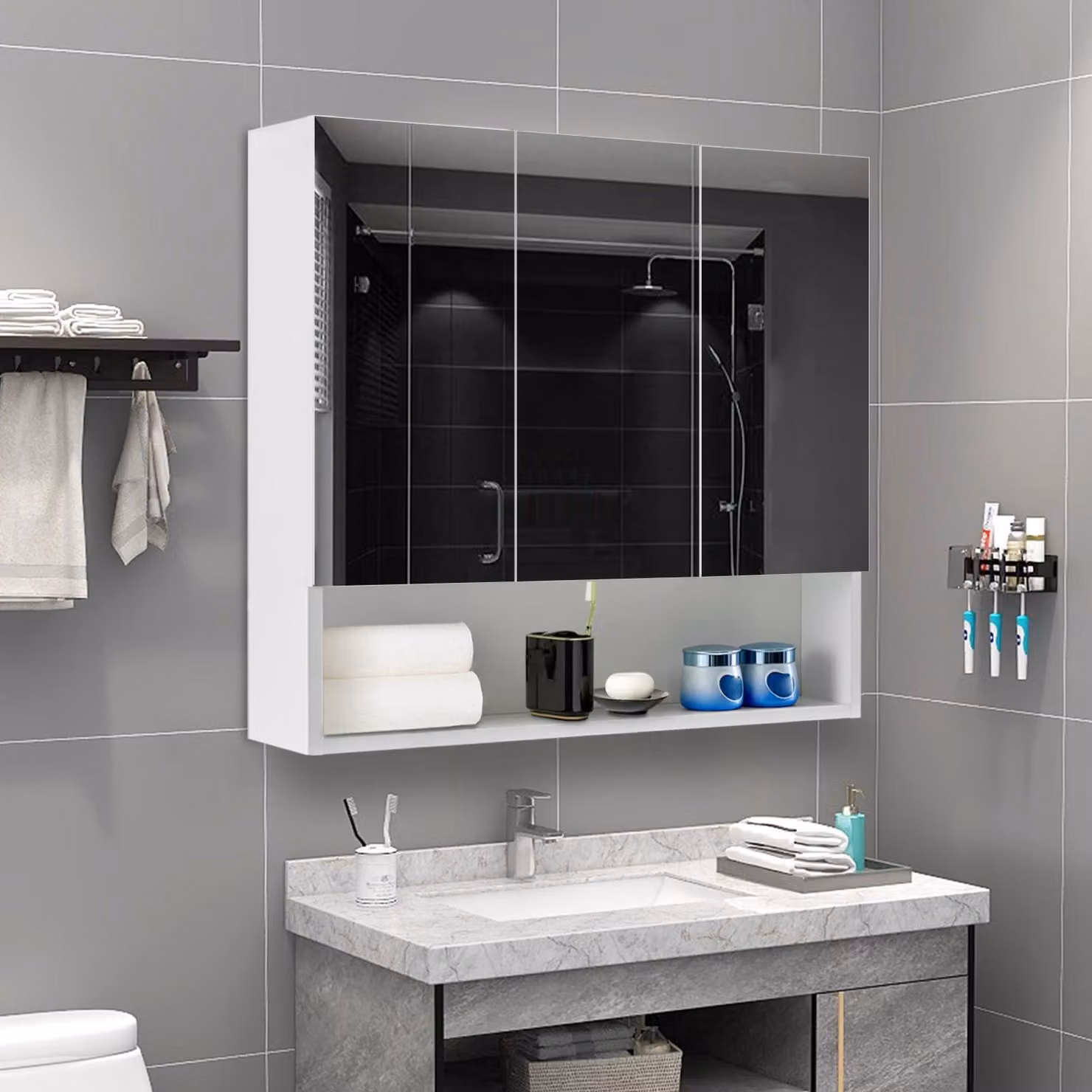 Mobile contenitore con specchio, dotato di 3 ante, ripiani interni regolabili e progettato per essere montato a parete, ideale per il bagno