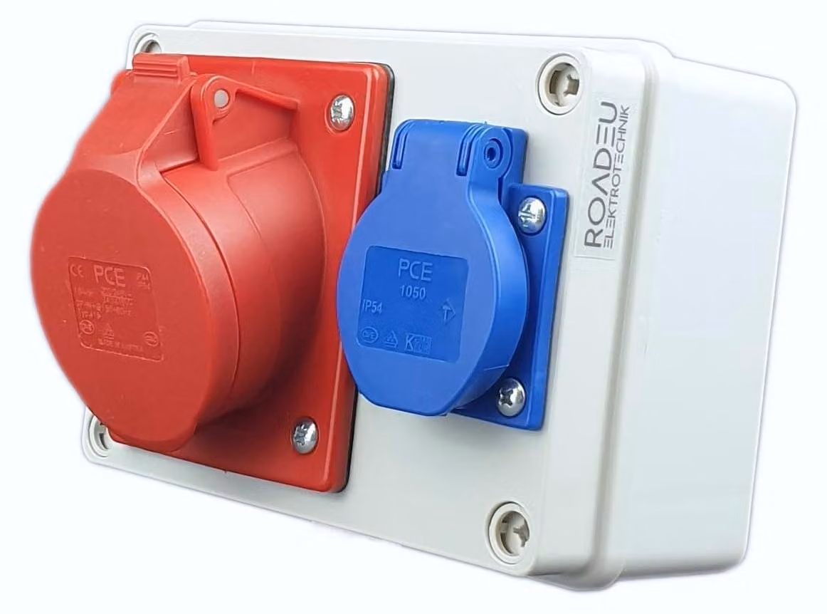 Distributore di prese da 16A, 5 poli - Presa CEE con spina Schuko, 230V, grado di protezione IP44, per uso interno ed esterno