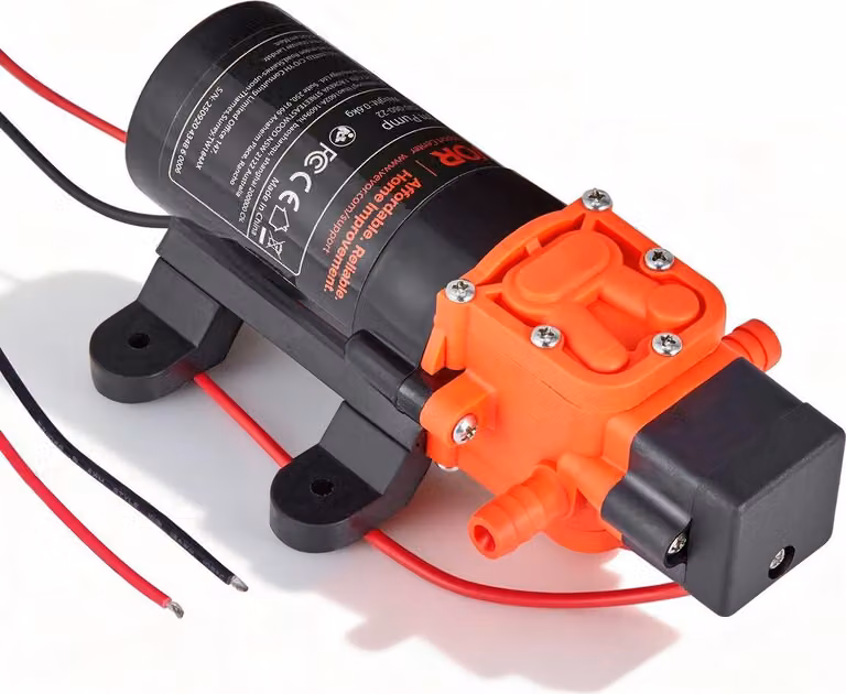 Pompa a pressione dell'acqua, 12 V CC 1,2 GPM (4,5 L/min), pompa dell'acqua a membrana autoadescante a 2 camere con 2 fascette stringitubo, pressione massima 80 PSI, funzionamento silenzioso, per camper, roulotte, imbarcazioni, irrigazione giardini