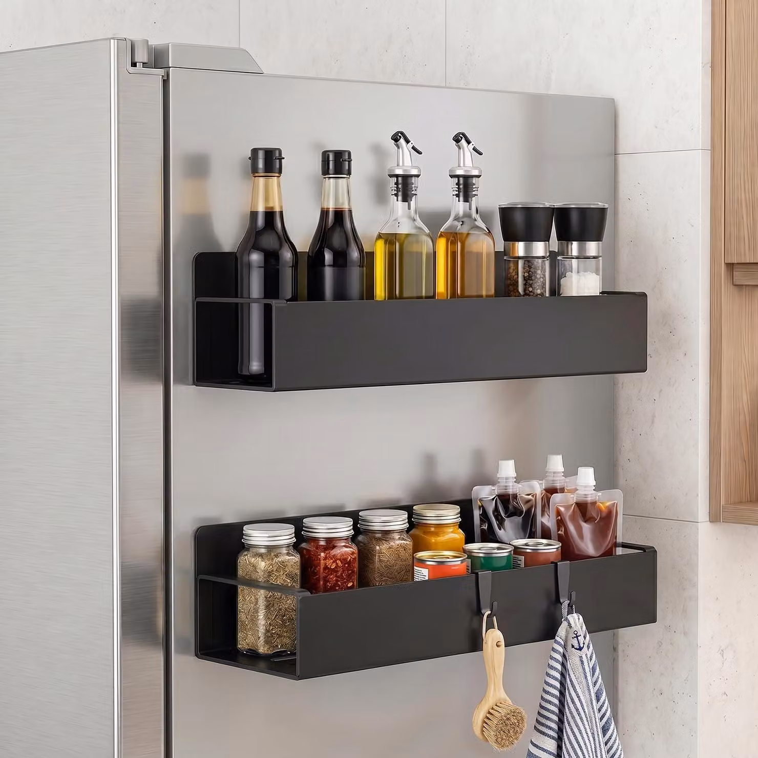 Portaoggetti magnetico per frigorifero con 4 ganci, ideale per la cucina