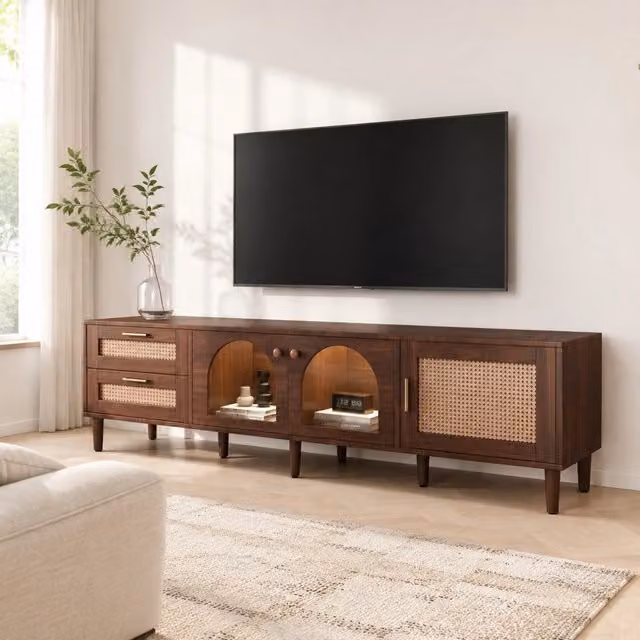 Mobile TV ULEVR 180x40x50 cm marrone con 2 cassetti in rattan, 3 ante in vetro e rattan, LED