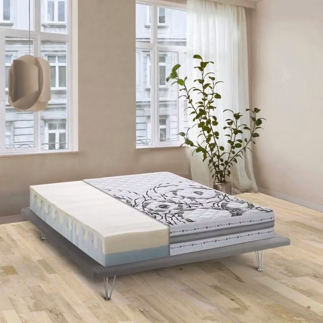 Materasso matrimoniale Incoronata Talamo Italia in Memory Foam e Waterfoam, colore bianco, L: 160 cm, P: 200 cm, H: 22 cm