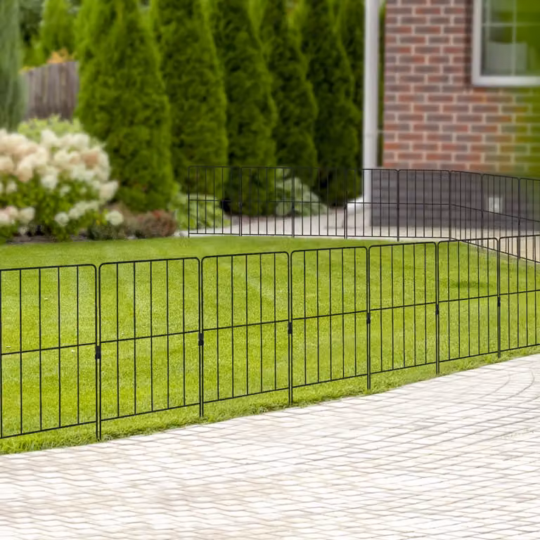 Recinzione da giardino pieghevole Costway in metallo antiruggine nera con 25 pannelli per aiuole
